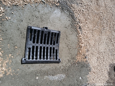 Ureditev meteornega jaška in asfaltiranje na lokaciji Kolodvorska_Zaprice (3)